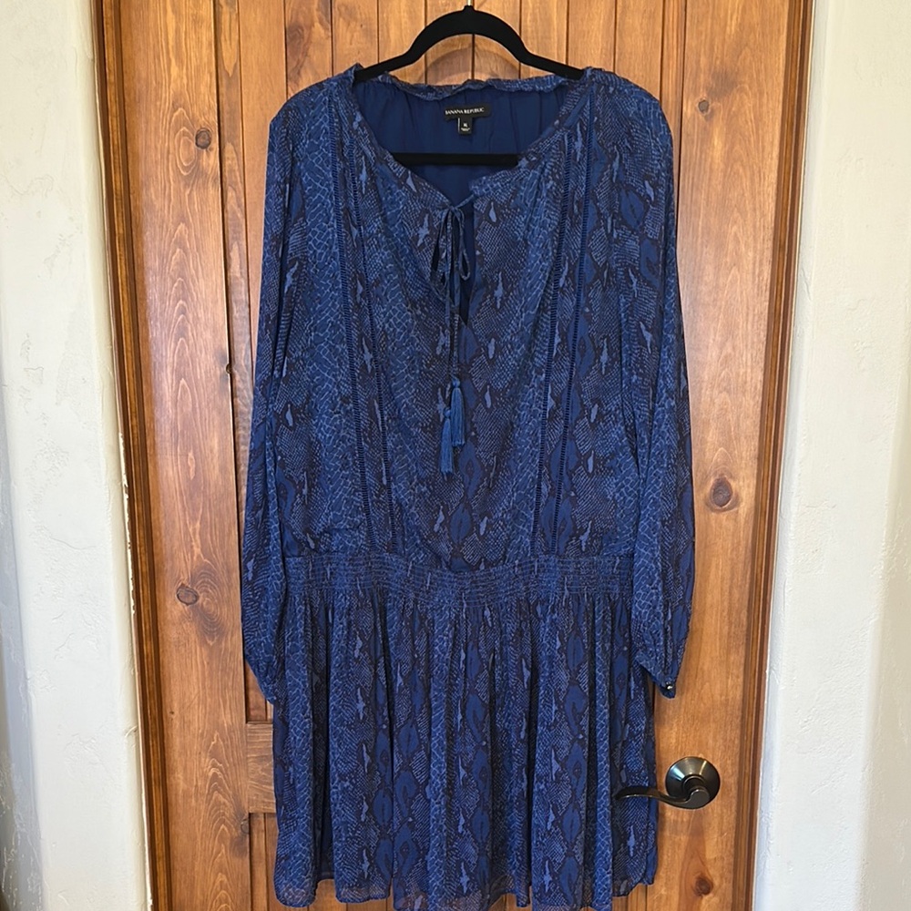 Banana Republic Blue Silver Tie Front Sundress with Bishop Sleeves